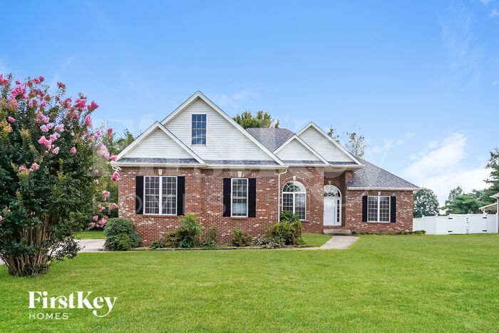 Primary Photo - 3146 Southpoint Dr