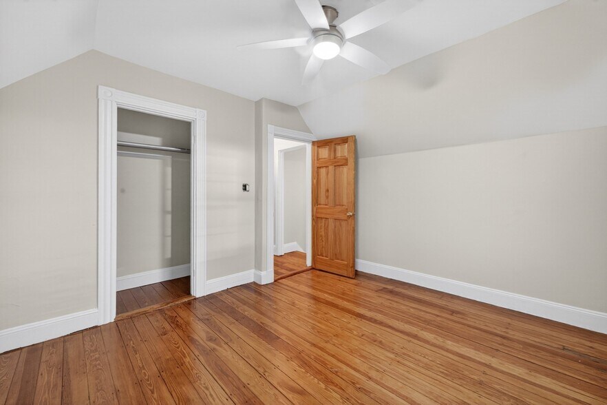 Building Photo - 42 Etna St