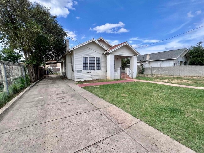 Building Photo - 2016 Rosario St