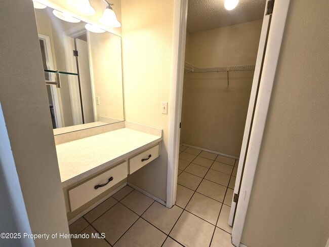 Building Photo - 3251 Windbrook Ave