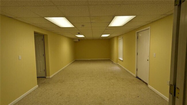 Building Photo - 11125 Glenbarr Dr