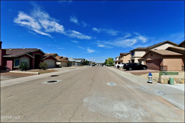 Building Photo - 12569 Wolf Berry Dr