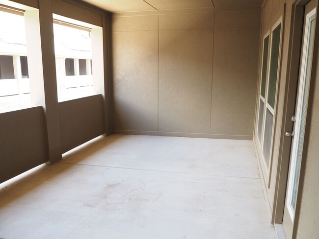 Building Photo - 4 Bed 3.5 Bath in Windhaven Crossing