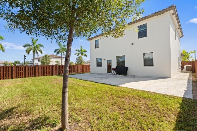 Building Photo - 11903 SW 241st St