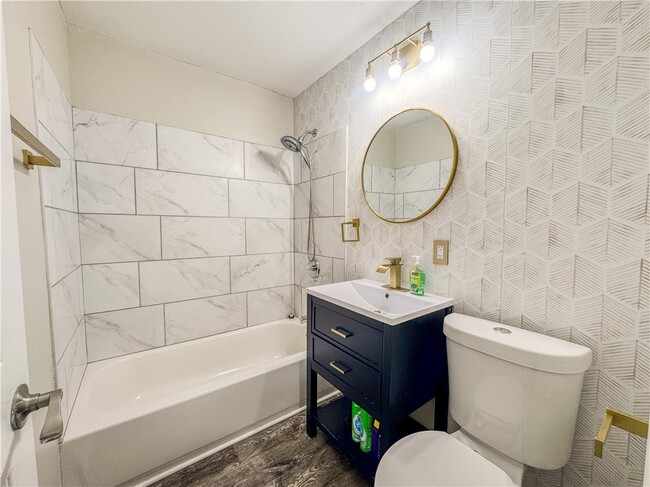 Building Photo - 283 Forgham Rd