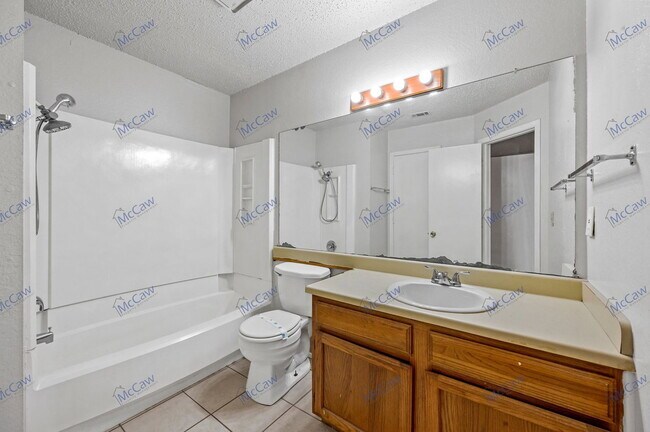 Building Photo - 9463 Olde Towne Row