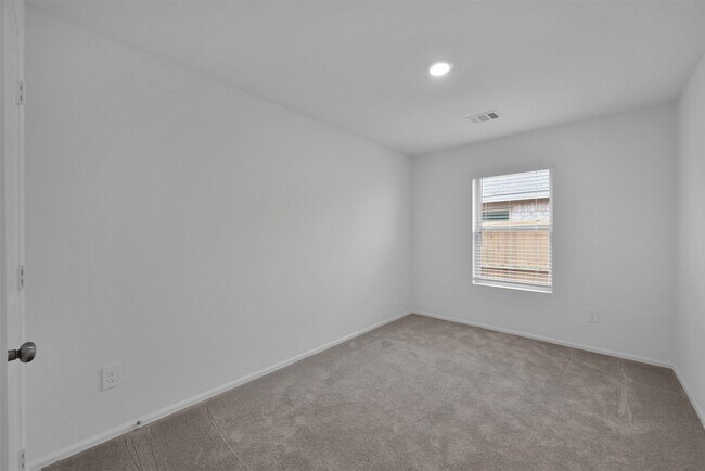 Building Photo - 533 Brook Terrance Ln