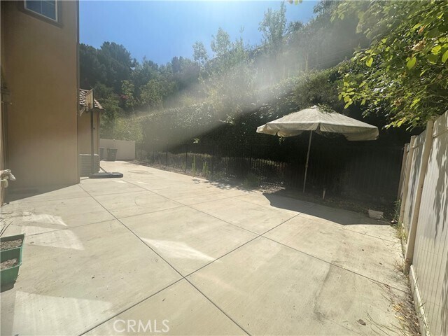 Building Photo - 21116 Blossom Way