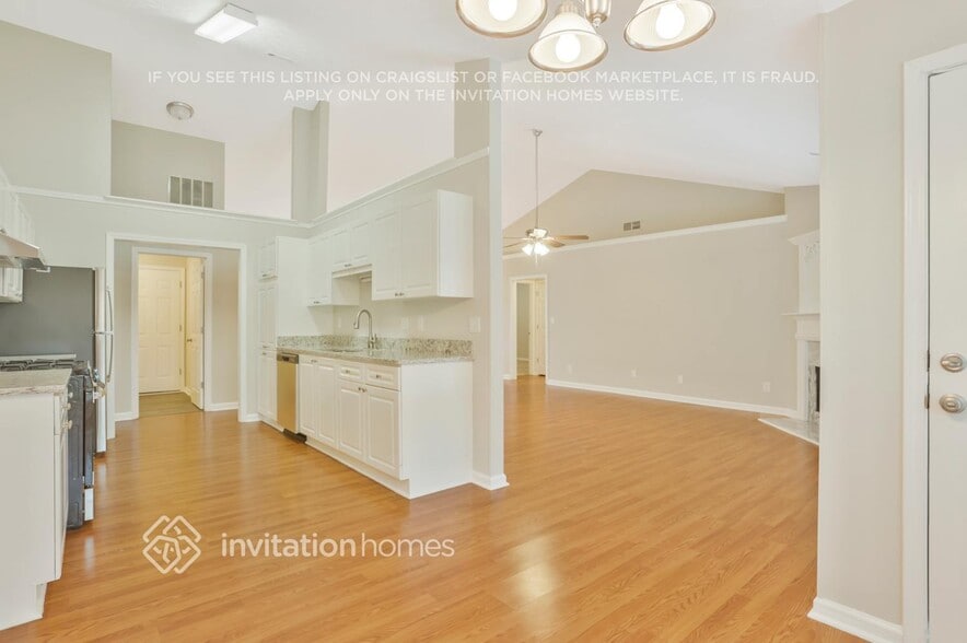 Building Photo - 735 Arbour Glenn Ct NW