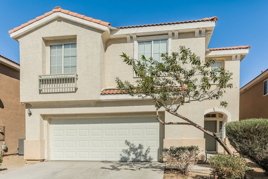 Primary Photo - 4512 Sandstone Vista Ct