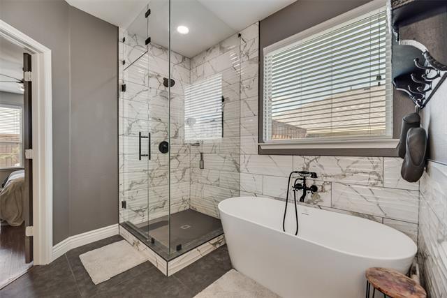 Building Photo - 404 Fountain View Ln