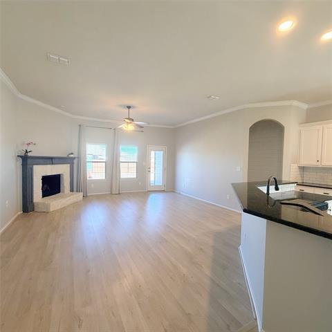 Building Photo - 312 Portland Ct