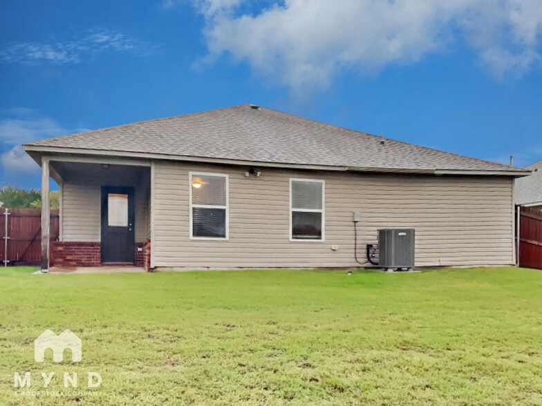 Building Photo - 1114 Flint Way