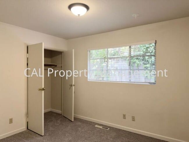 Building Photo - Beautiful 3-Bedroom Pebble Beach Home!