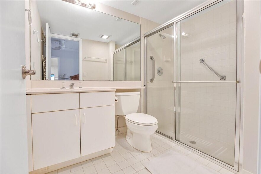 Building Photo - 4106 Carriage Dr