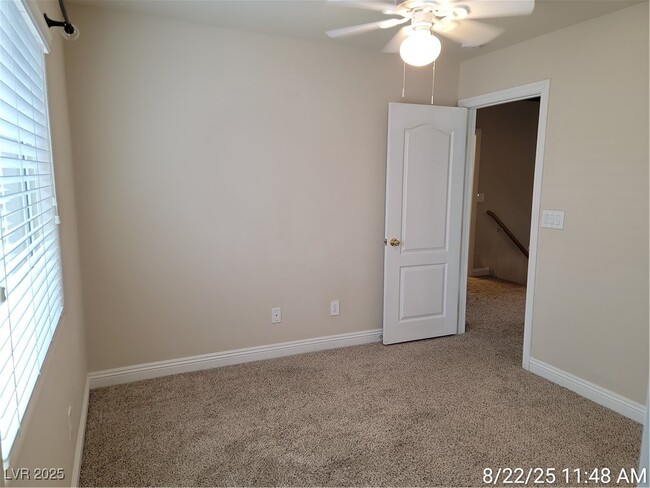Building Photo - 8654 Traveling Breeze Ave