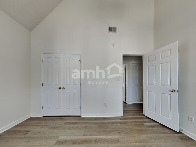 Building Photo - 5312 Tanglewood Pine Ln