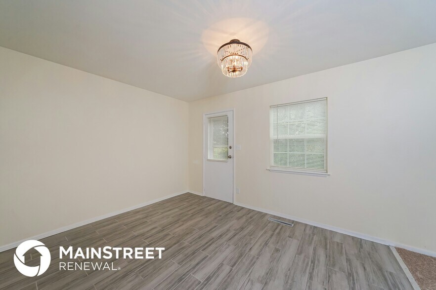 Building Photo - 6001 Reigh Count Dr