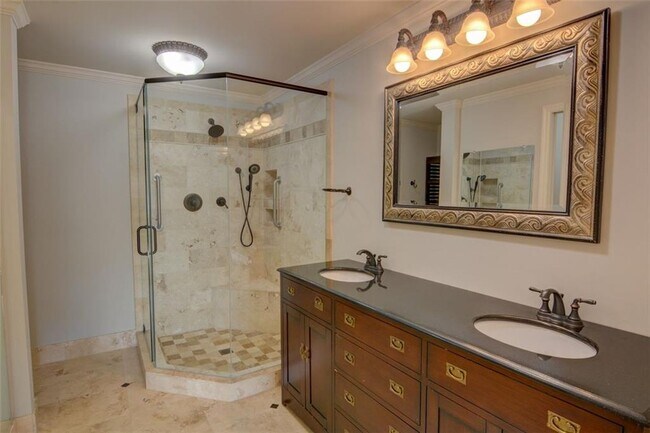Building Photo - 3209 Ridge Towne Pl