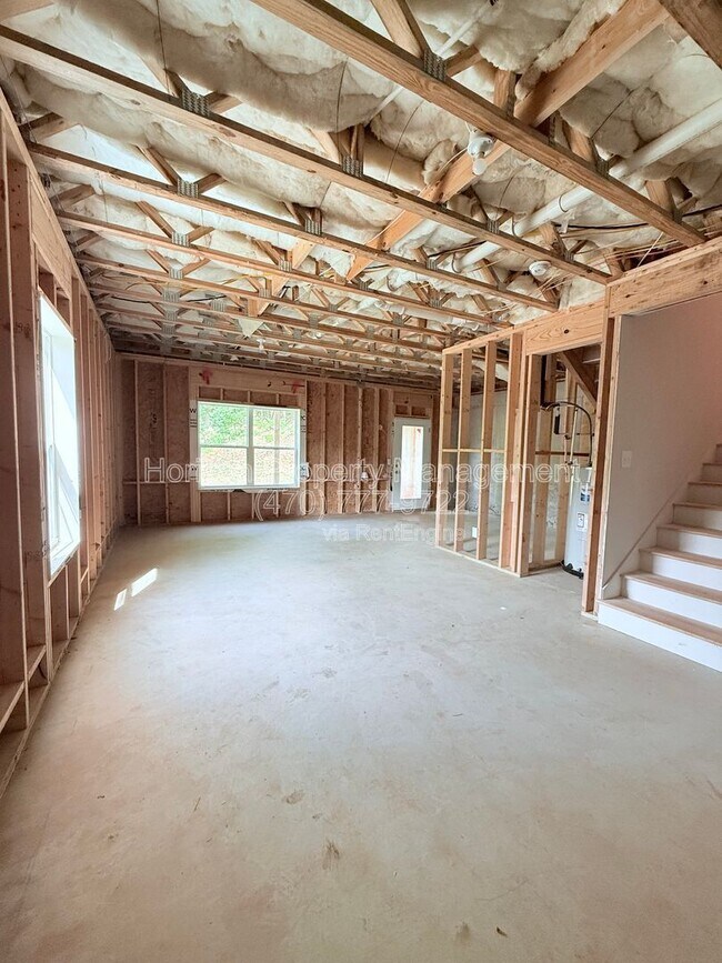 Building Photo - 6710 Sawnee Terrace