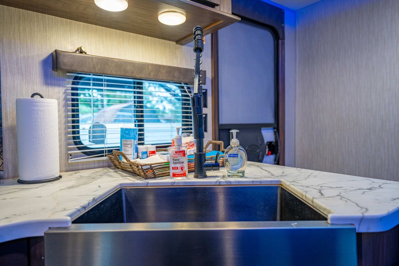 Building Photo - 1905 W St Louis St