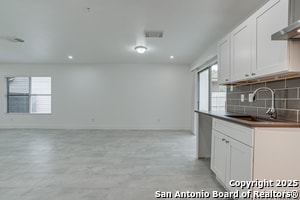 Building Photo - 9958 Panther Bay