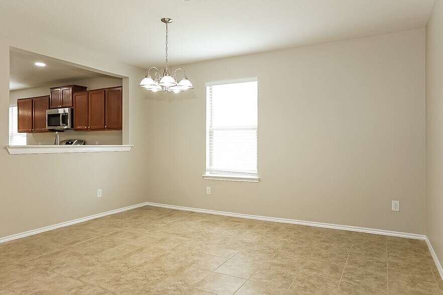 Building Photo - 1851 Acaciawood Way
