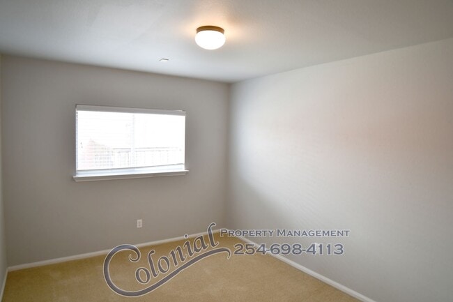 Building Photo - AVAILABLE SOON!