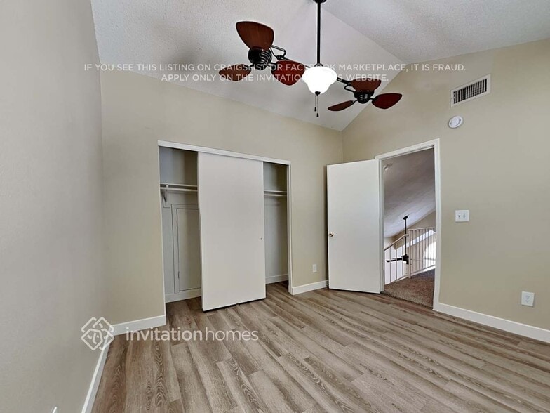 Building Photo - 441 S Maple