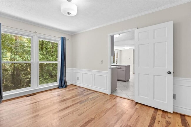 Building Photo - 1428 Brookcliff Dr