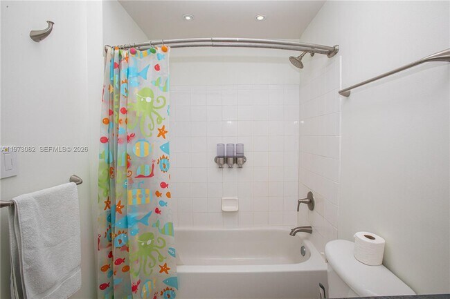 Building Photo - 9172 Collins Ave