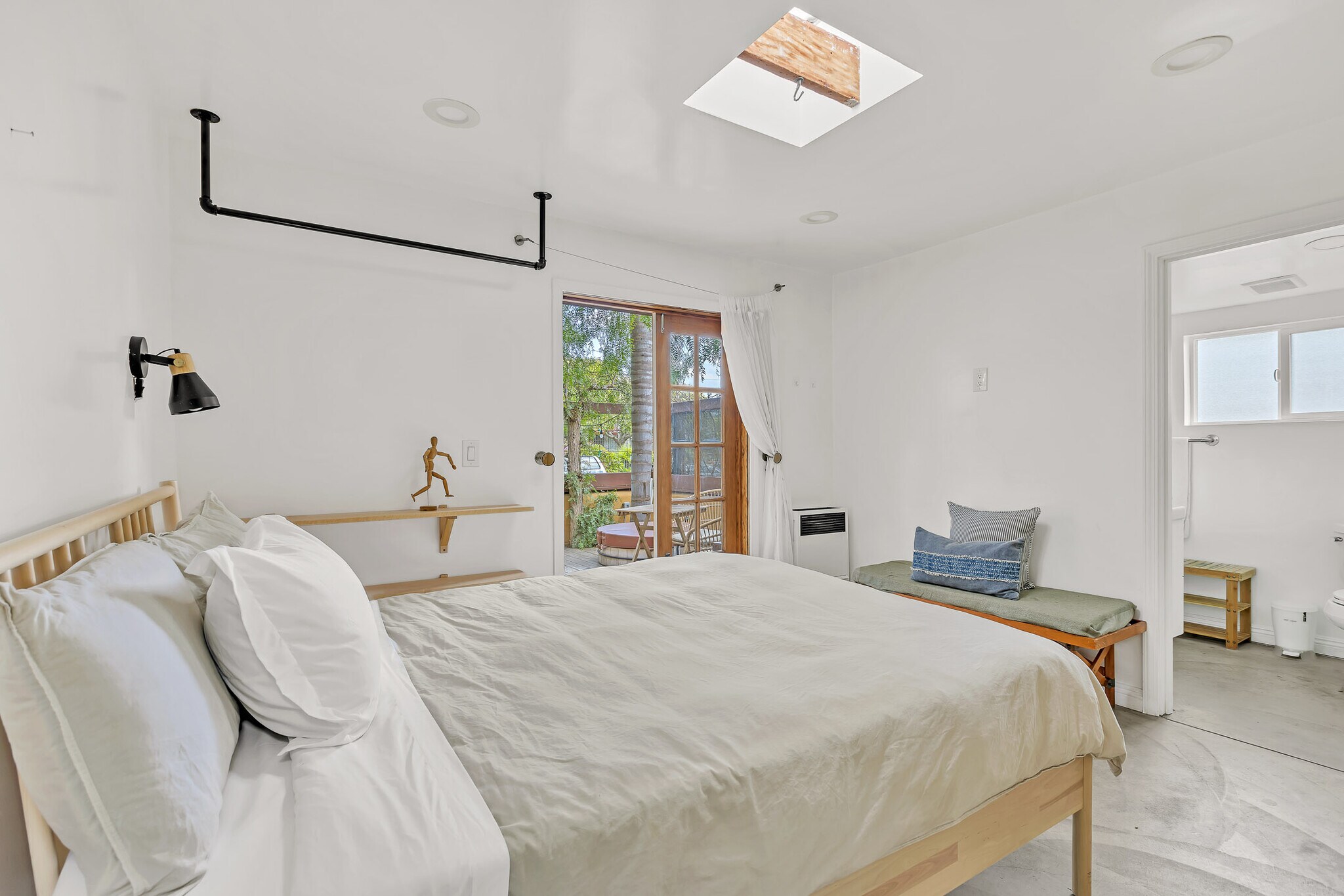 Bedroom 2 - 718 Vernon Ave