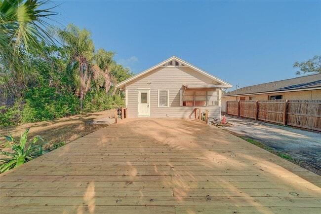 Building Photo - 4642 7th Ave N