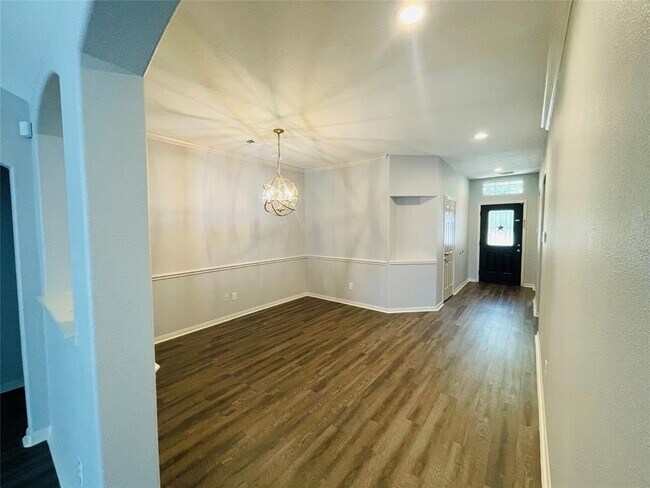 Building Photo - 4906 Lake Wichita Ln