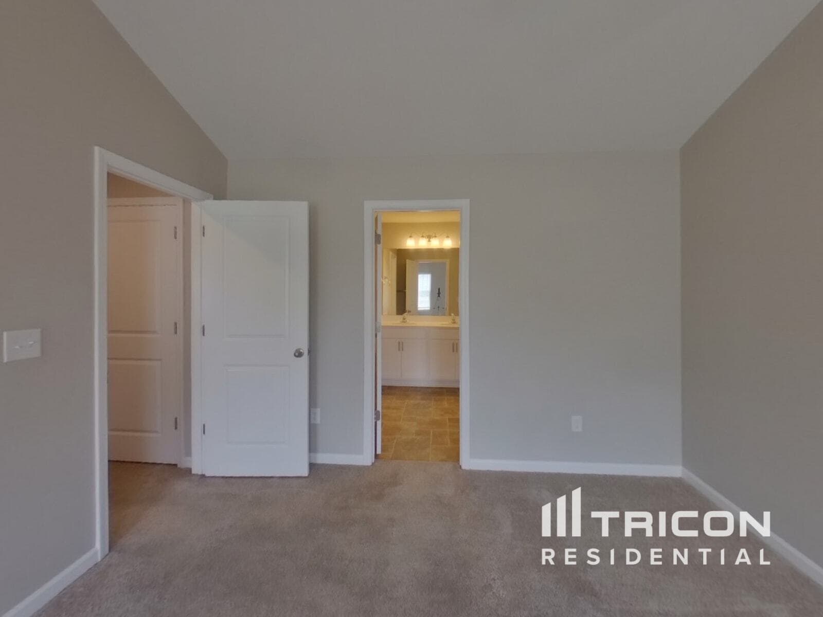 Building Photo - 283 Millen Dr