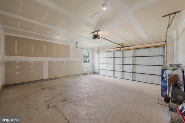 Building Photo - 434 Herringbone Wy