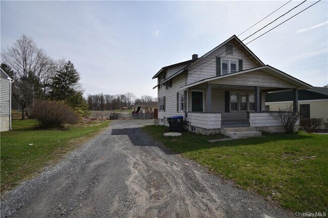 Building Photo - 547 NY-17M