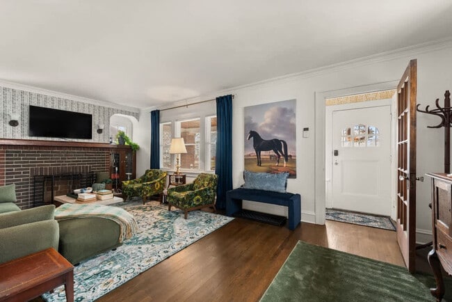 Building Photo - 4040 W 158th St