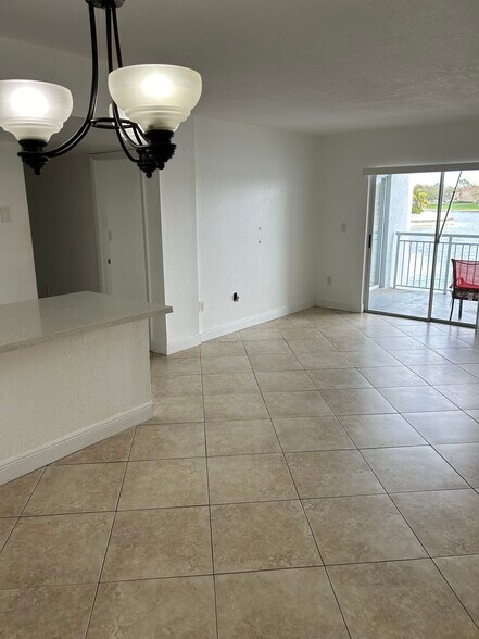 Building Photo - 8640 SW 212th St