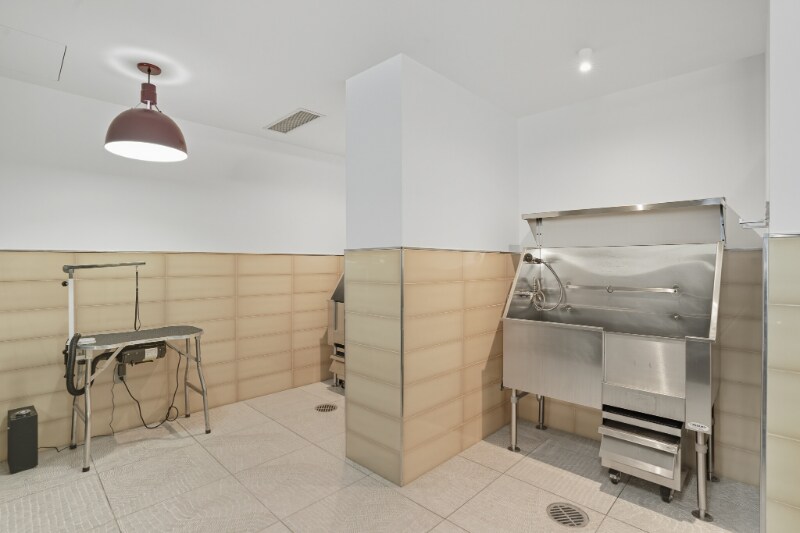 Building Photo - 175 N Desplaines St