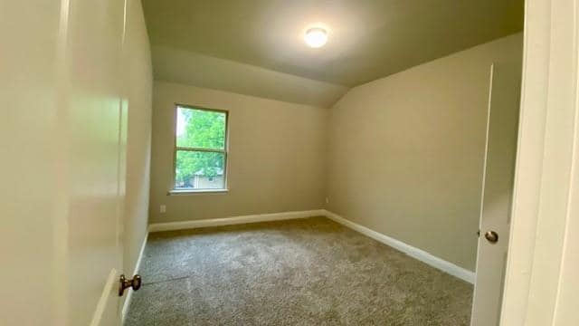 Building Photo - 3029 Hamilton St