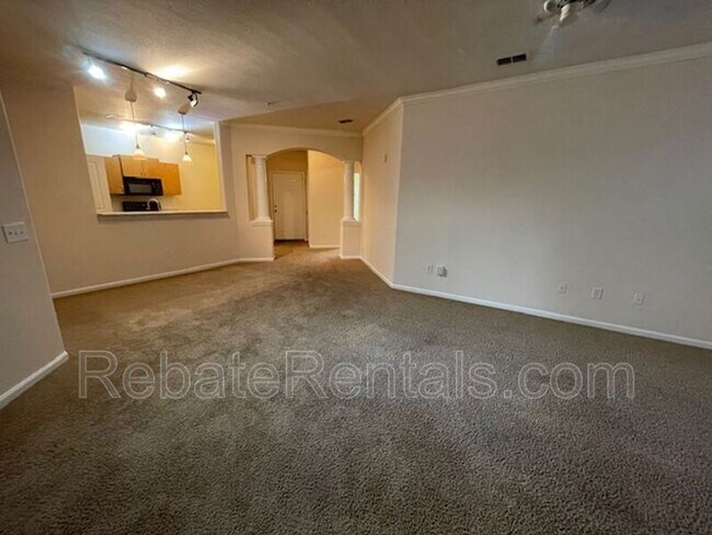 Building Photo - 8290 Gate Pkwy W