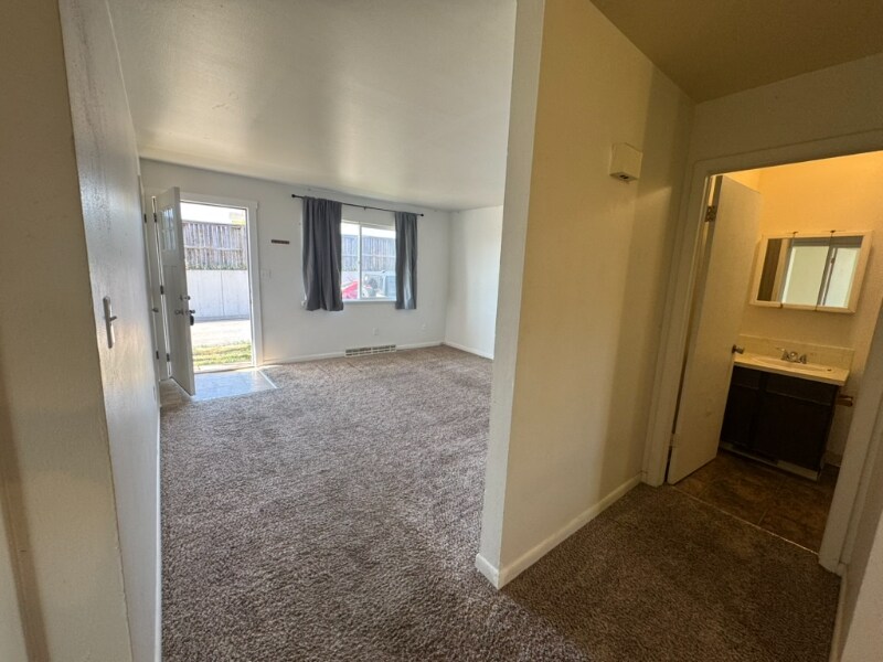 Building Photo - 4041 Goodell Ln