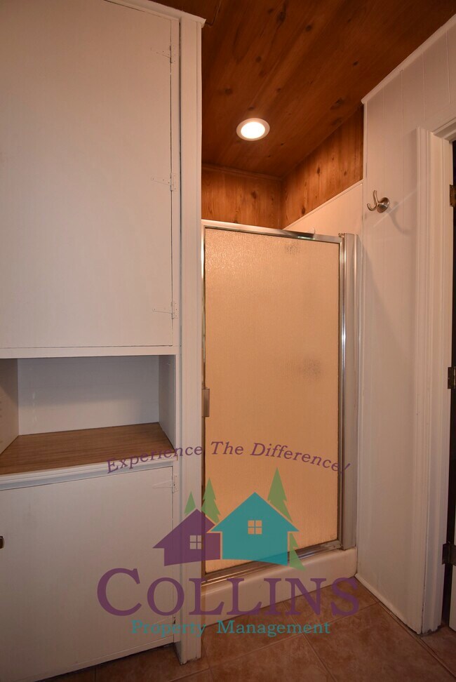 Building Photo - 20183 Casa Loma Dr