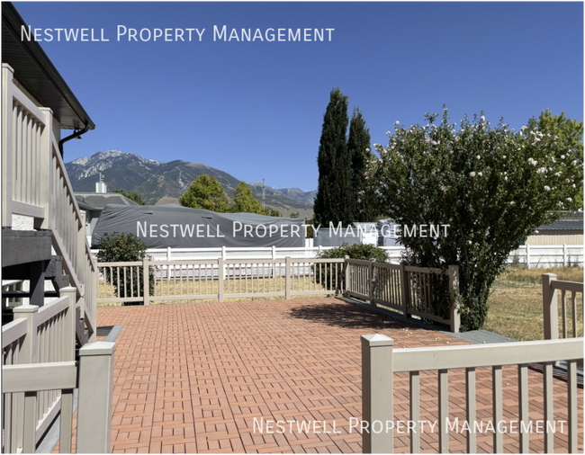 Building Photo - 353 Redberry Rd