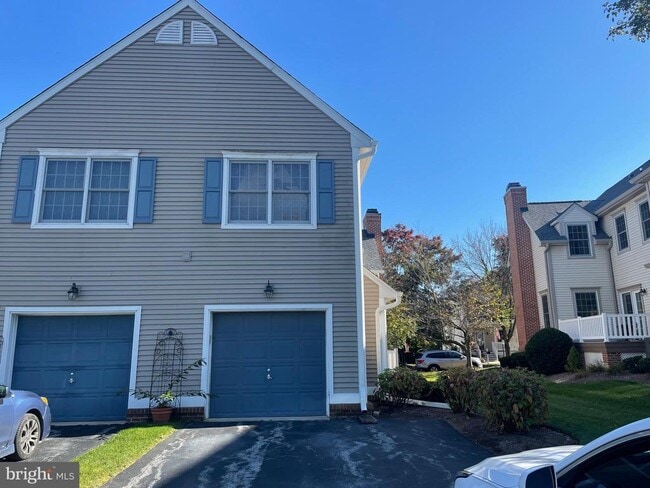 Building Photo - 480 Braceland Dr
