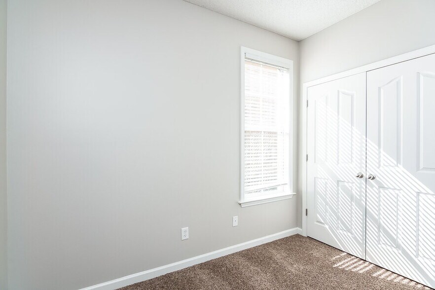 Building Photo - 4898 Indian Walk Ln