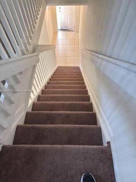 Building Photo - 677 NW 42nd Ave