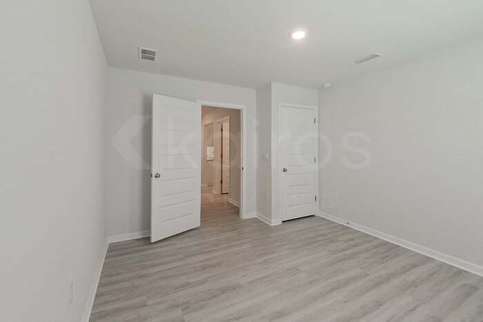 Building Photo - 4686 Malay Cir