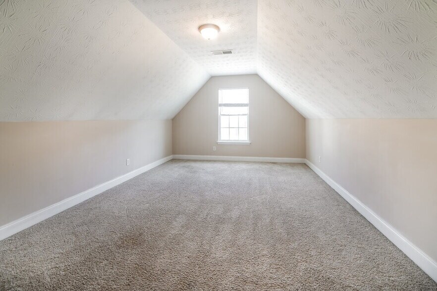 Building Photo - 4281 Single Tree Dr